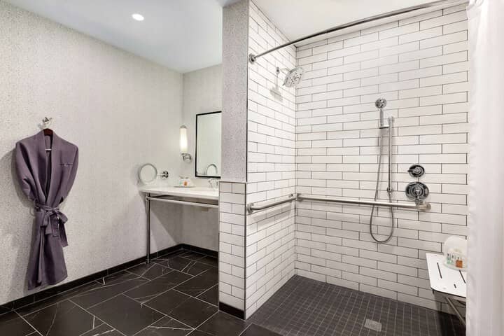 Bathroom shower